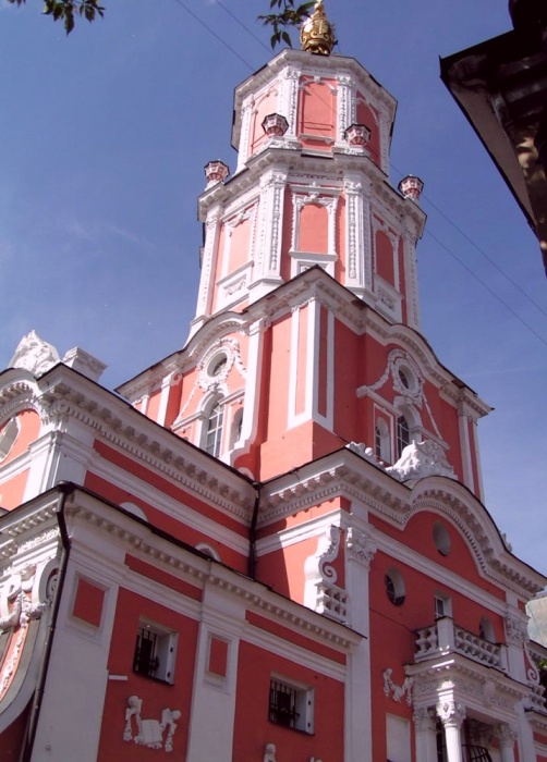 Церковь Гавриила Архангела, она же Меншикова башня